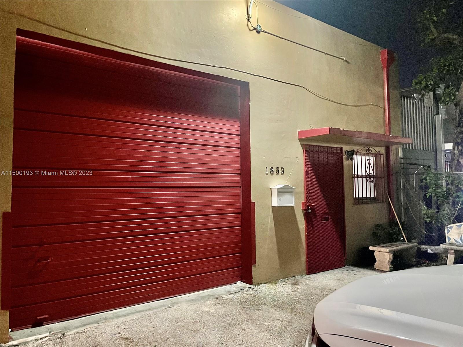 1853 NW 21st Street Miami FL 33142
