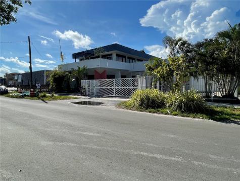 1804 Sherman Street Hollywood FL 33020