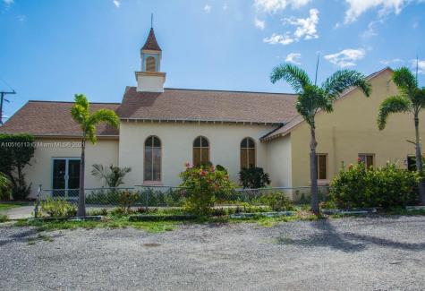 135 W 12th Street Riviera Beach FL 33404