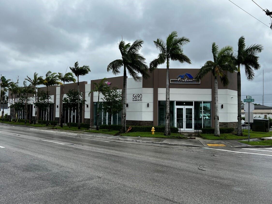 5690 Pembroke Road West Park FL 33023