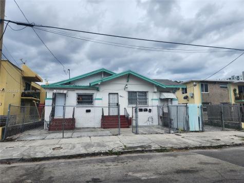 843 NW 1st Street Miami FL 33128