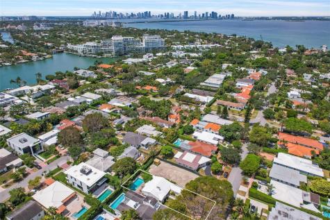 554 W 50th Street Miami Beach FL 33140