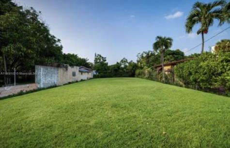 241 NW 46th Street Miami FL 33127