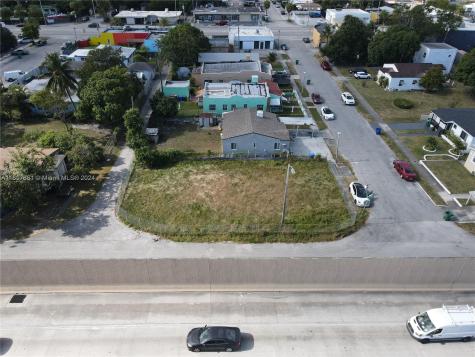 640 NW 49th Street Miami FL 33127