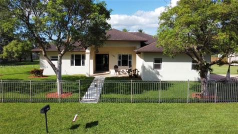 174 Street SW 179xx Miami FL 33187