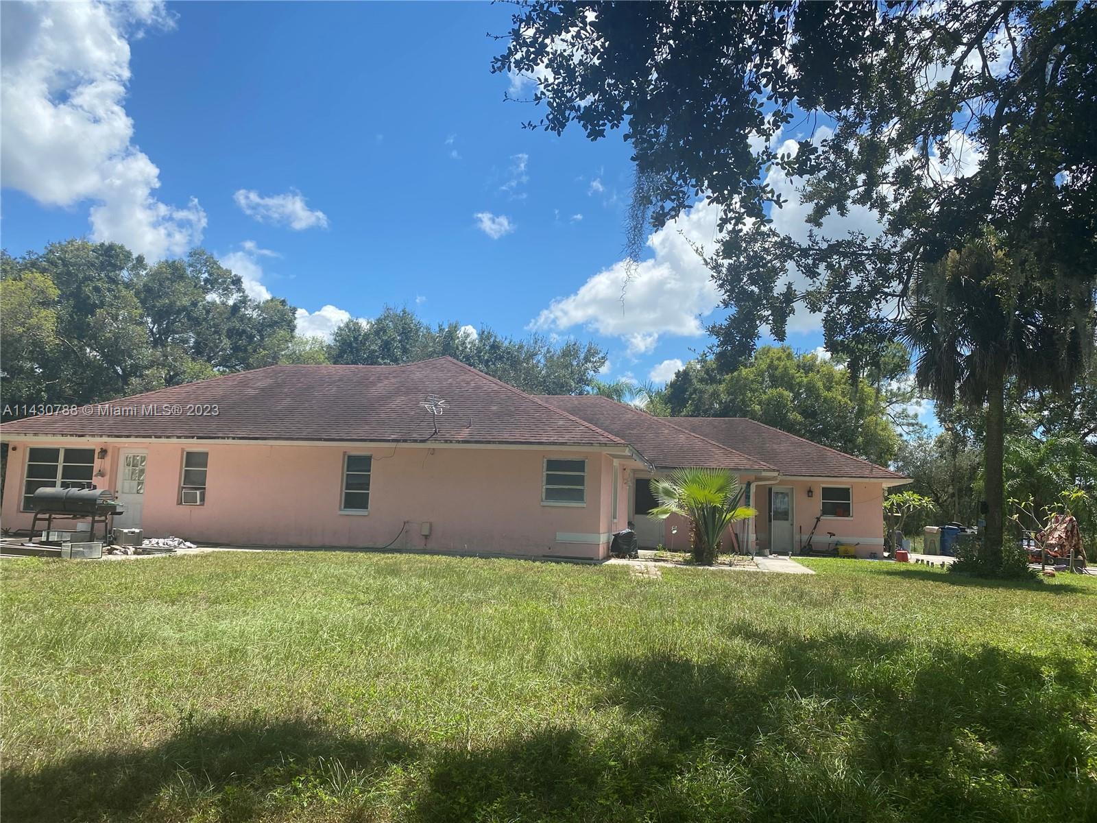 9227 State Road 80 Moore Haven FL 33471