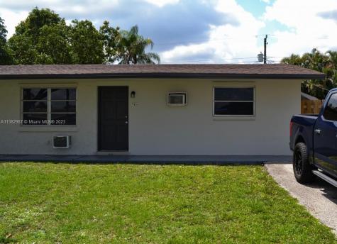 9456 SW 51st Street Cooper City FL 33328
