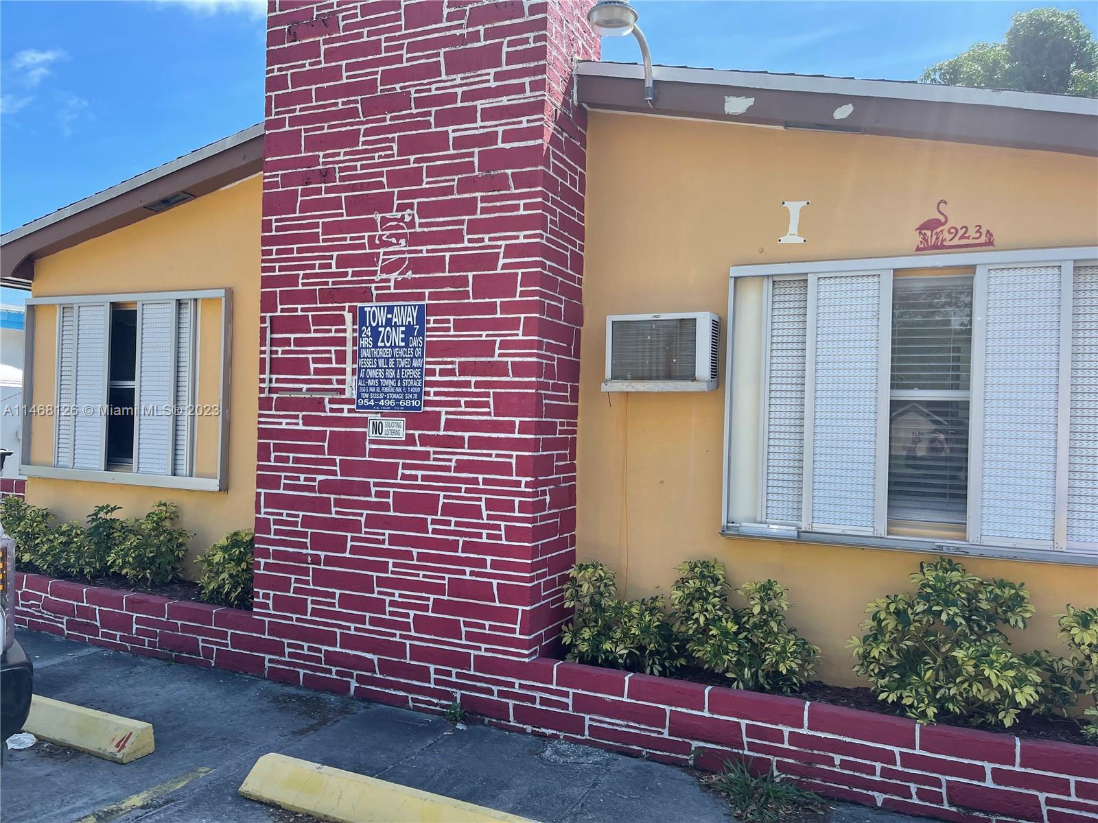 923 N 16th Court Hollywood FL 33020