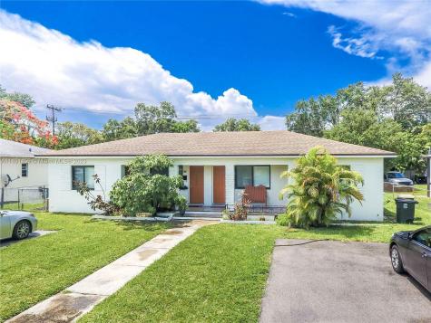 630 NE 139th Street North Miami FL 33161