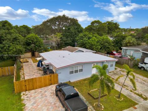 4040 NE 12th Terrace Pompano Beach FL 33064