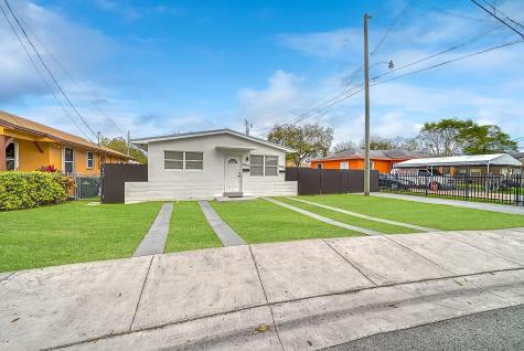 6053 SW 63rd Terrace South Miami FL 33143