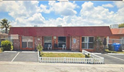 7632 SW 10th Street North Lauderdale FL 33068