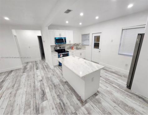 907-909 NE 111th Street Biscayne Park FL 33161