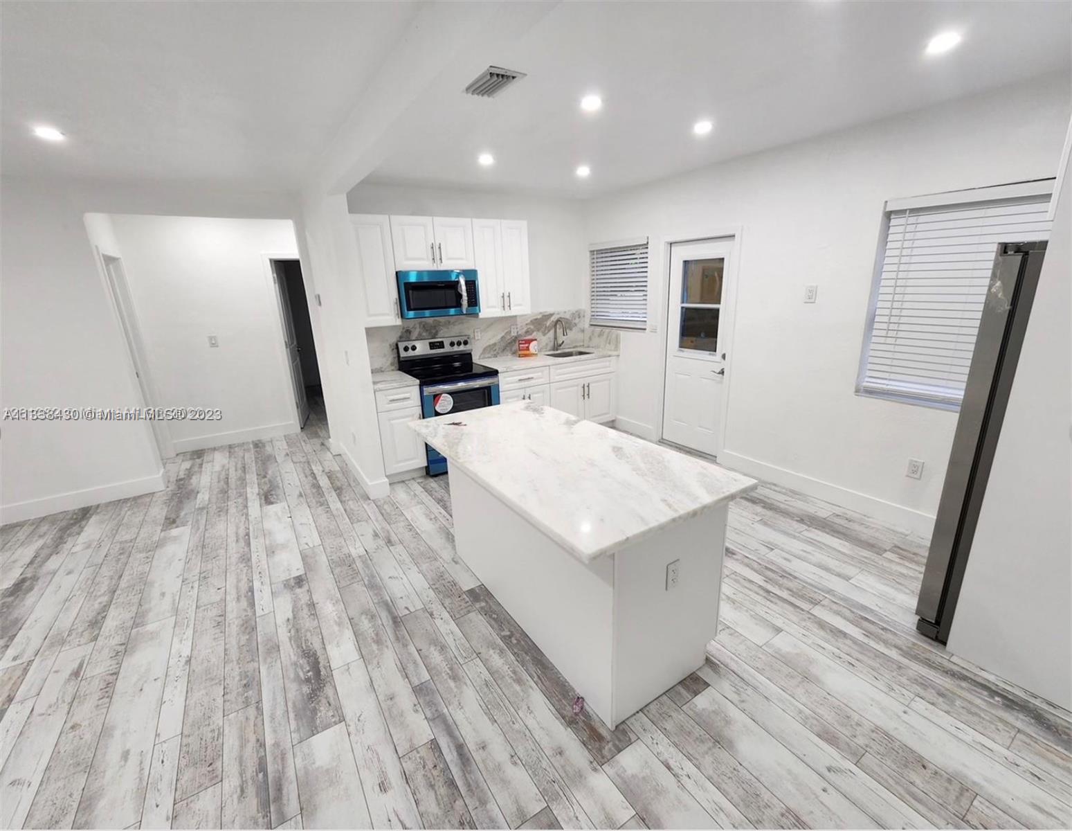 907-909 NE 111th Street Biscayne Park FL 33161