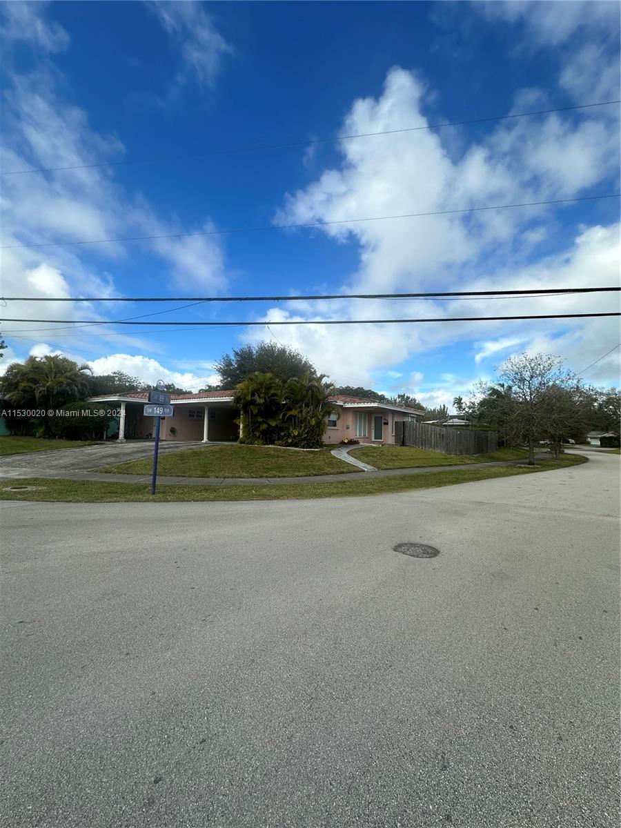 8901 SW 149th Terrace Palmetto Bay FL 33176
