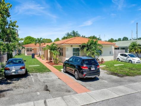 4070 NW 65th Avenue Virginia Gardens FL 33166
