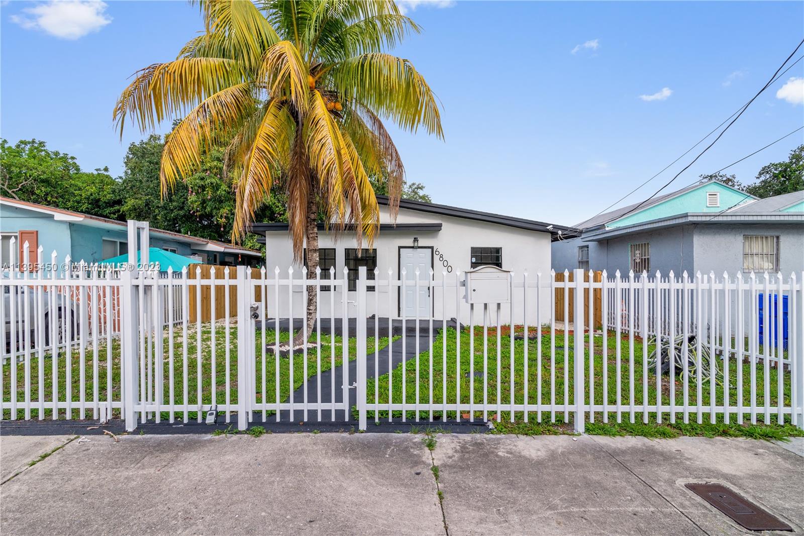 6800 NW 5th Place Miami FL 33150