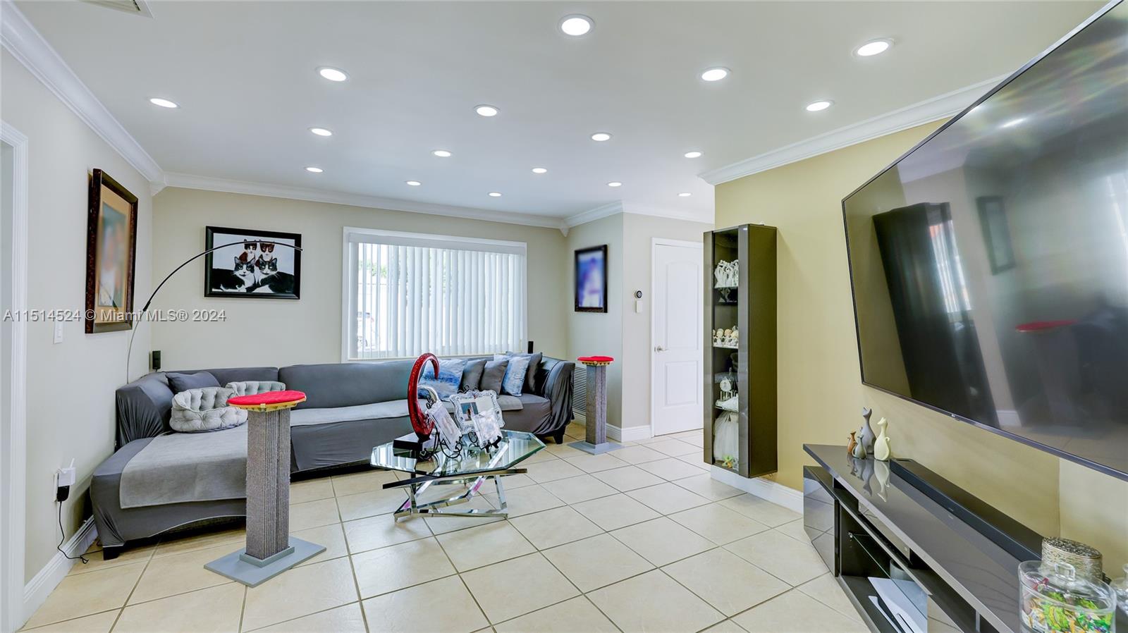 3610 NW 4th Street Miami FL 33125