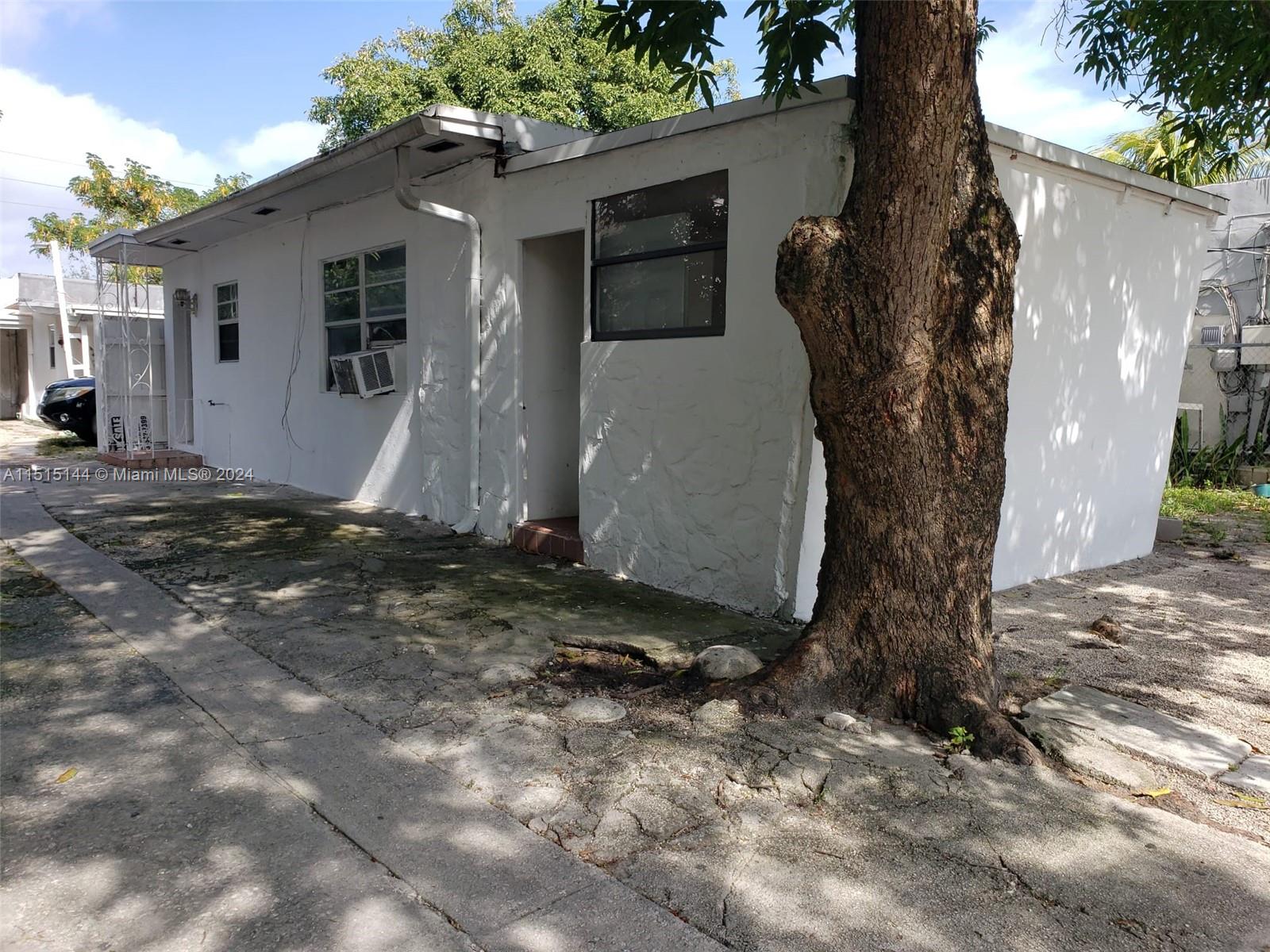 761 NW 34th Street Miami FL 33127