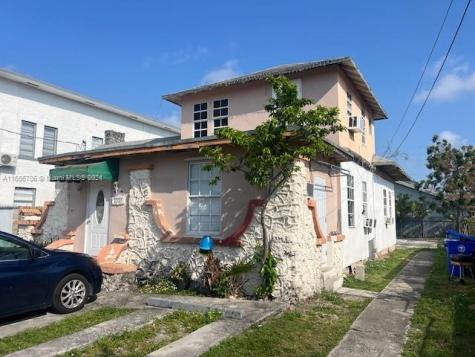 2337 NW Flagler Terrace Miami FL 33125