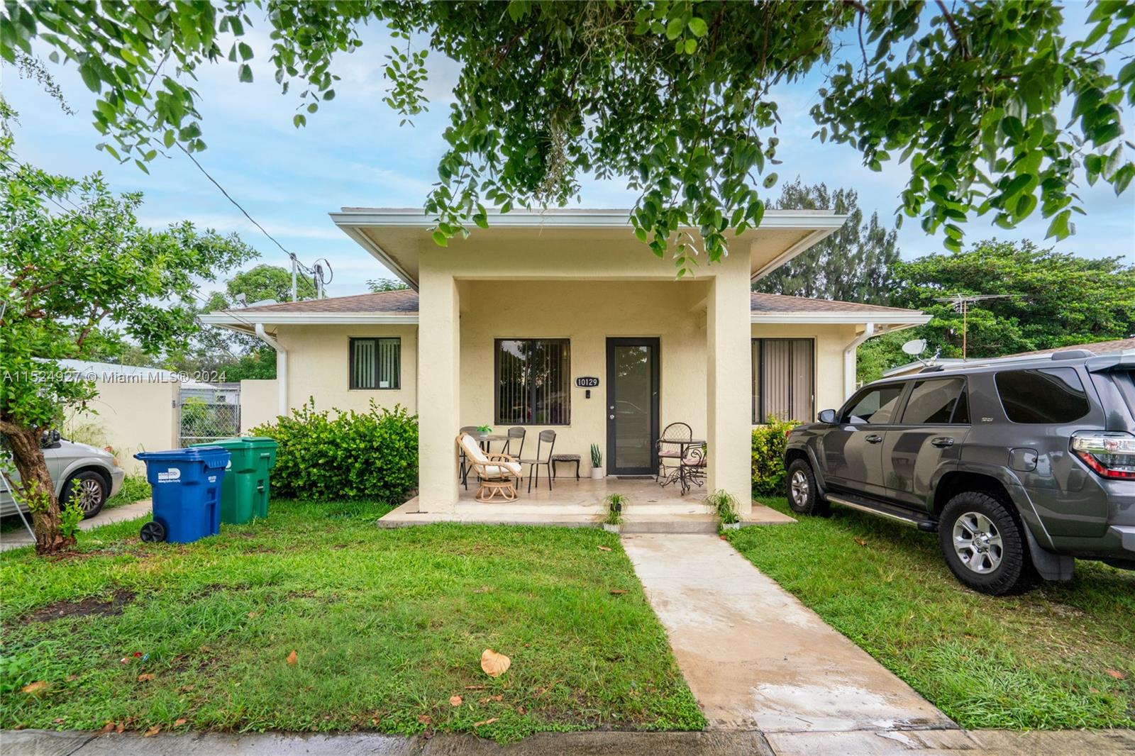 10129 W Jessamine Street Miami FL 33157