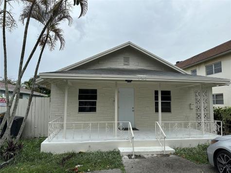 2742 Pierce Street Hollywood FL 33020