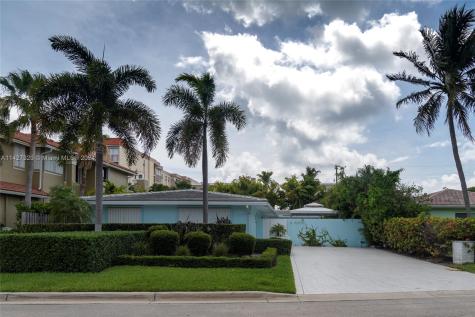 4618 Seagrape Drive Lauderdale By The Sea FL 33308