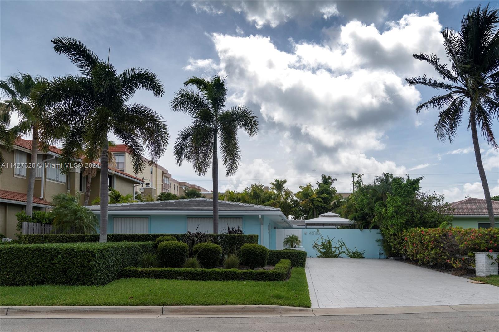 4618 Seagrape Drive Lauderdale By The Sea FL 33308