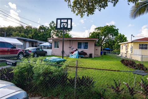 2531 NW 32nd Street Miami FL 33142