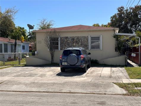1532 SW 22nd Terrace Miami FL 33145