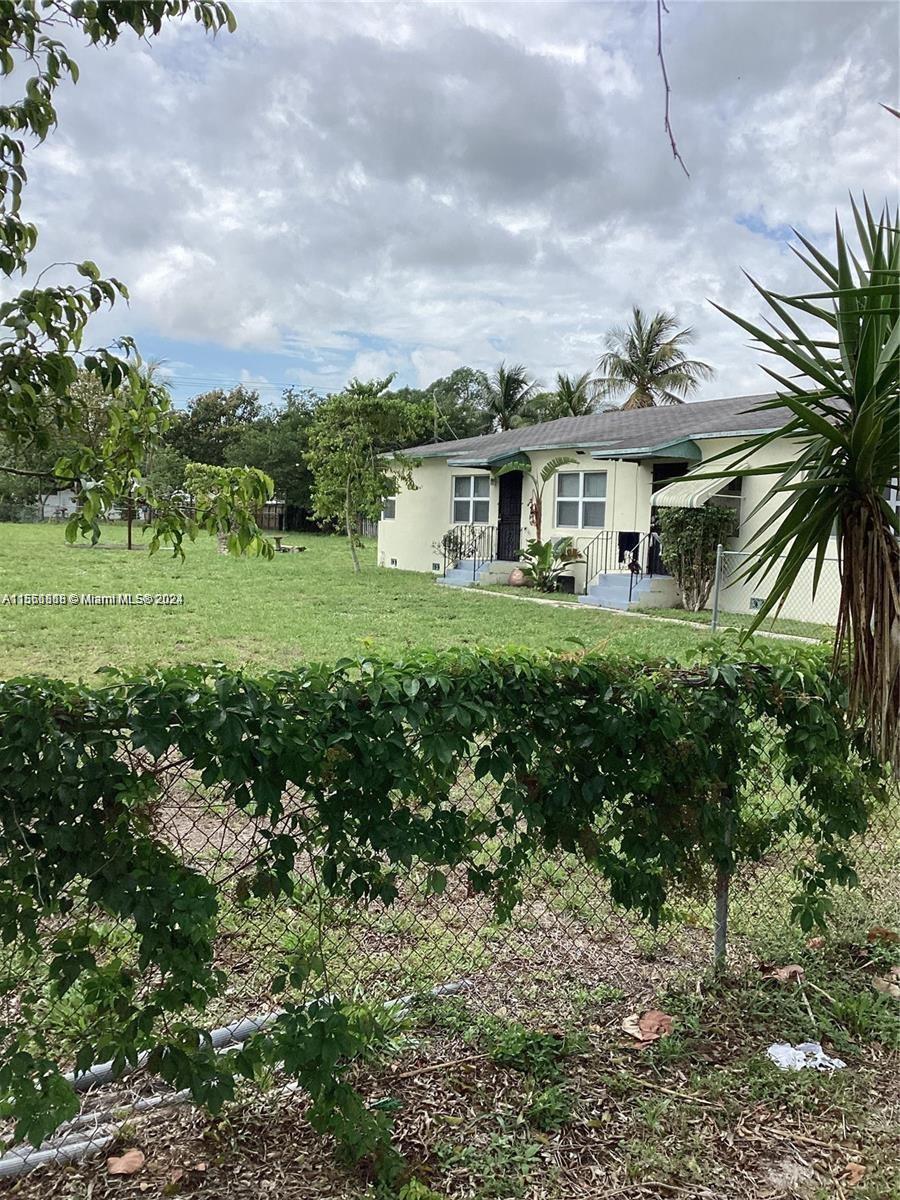 2630 Pierce Street Hollywood FL 33020