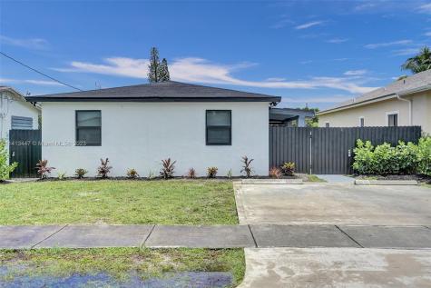 4129 SW 23rd Street West Park FL 33023