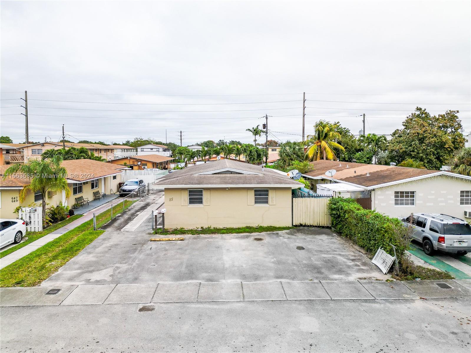 637 W 28th Street Hialeah FL 33010