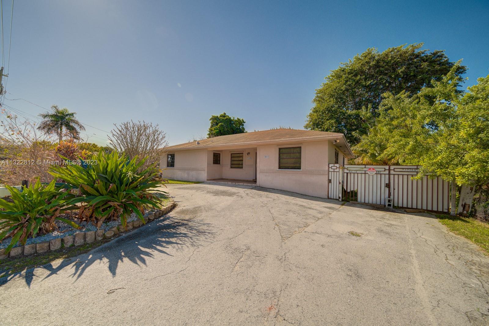 3900 SW 129th Avenue Miami FL 33175