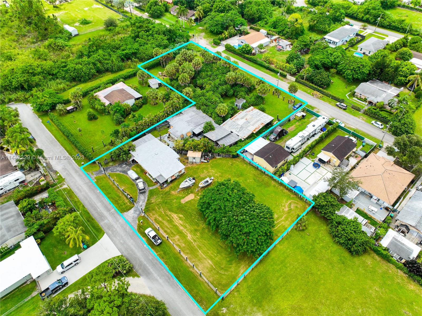 22950 & 22940 SW 122nd Place Miami FL 33170