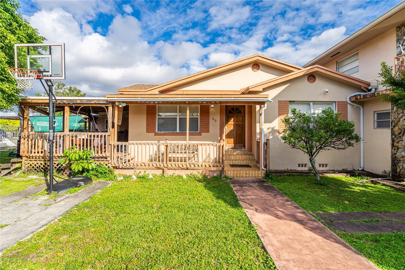 91 NW 51st Place Miami FL 33126