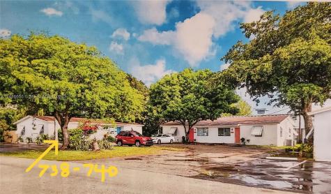 738-740 NW 1st Court Hallandale Beach FL 33009