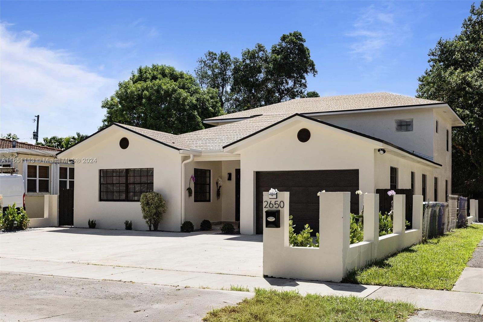 2650-2652 SW 34th Avenue Miami FL 33133