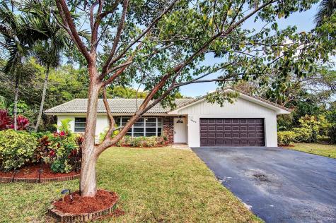 4203 NW 75th Avenue Coral Springs FL 33065