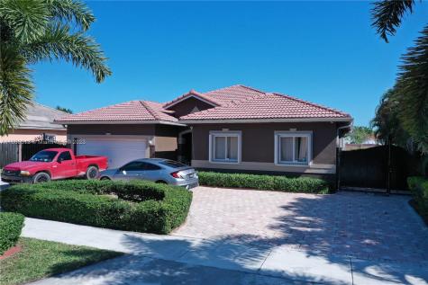 1205 SE 7th Court Homestead FL 33033