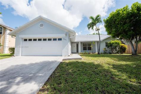 9751 SW 216th Terrace Cutler Bay FL 33190