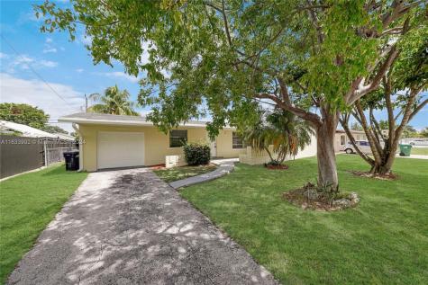 15760 SW 105th Court Miami FL 33157