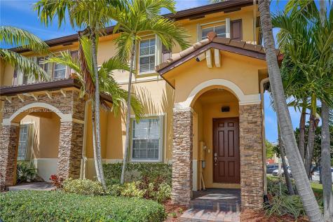 9113 SW 227th Street Cutler Bay FL 33190
