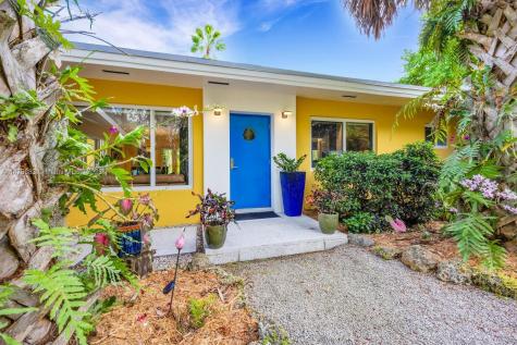 13501 SW 102nd Avenue Miami FL 33176