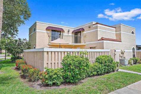 3725 Village Drive Delray Beach FL 33445