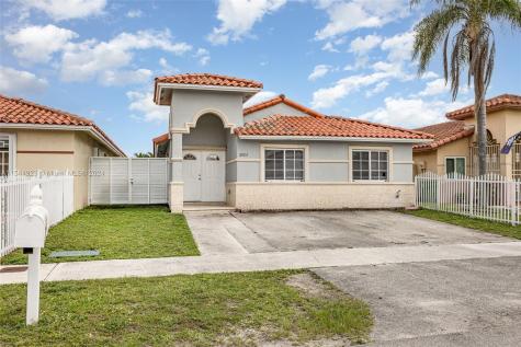 6923 W 30th Lane Hialeah FL 33018