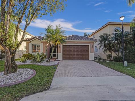 5332 Flamingo Place Coconut Creek FL 33073