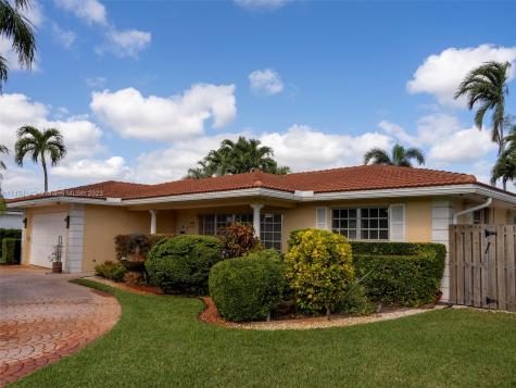 4705 Garfield Street Hollywood FL 33021