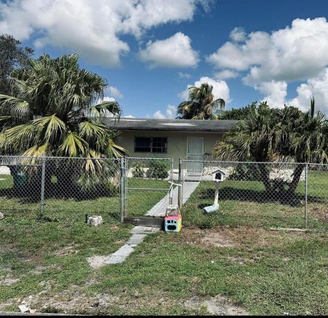 3981 NW 176th Terrace Miami Gardens FL 33055
