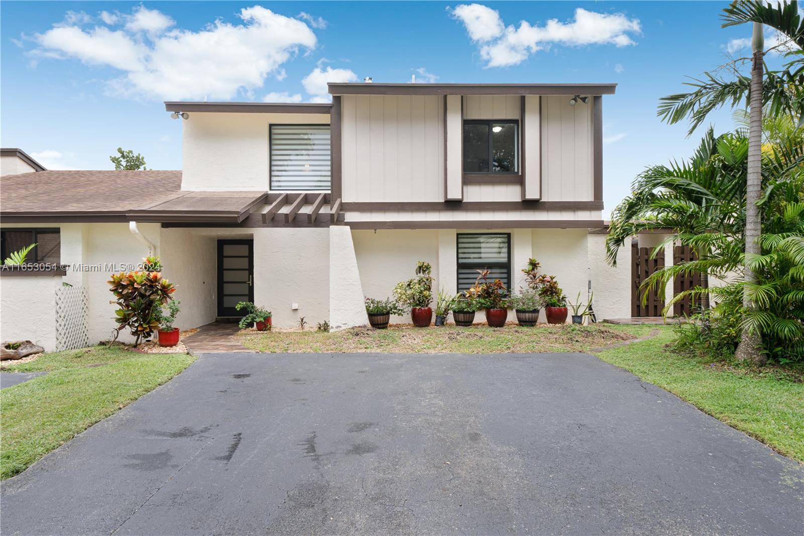 12724 SW 70th Lane Miami FL 33183